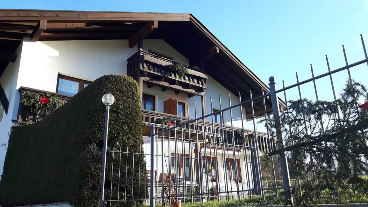 Blick auf das Hotel Gästehaus Elvira