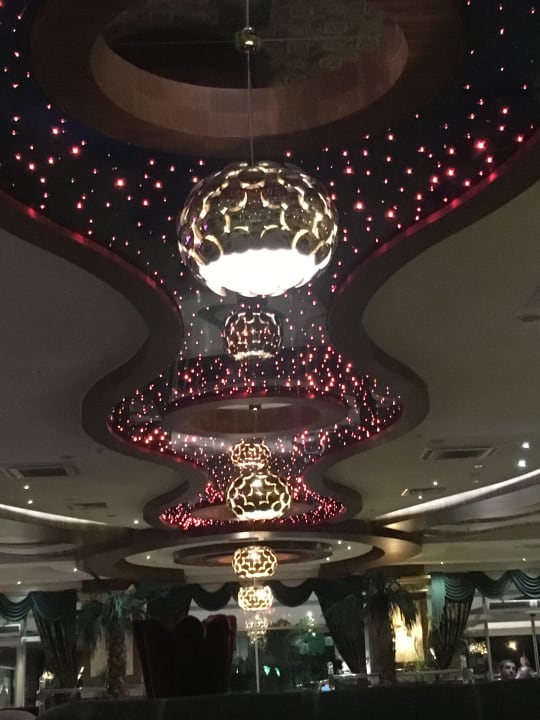 Lobby Dizalya Palm Garden