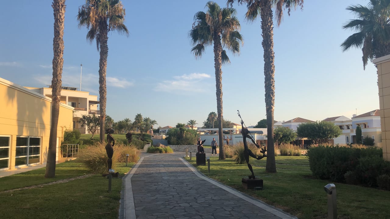 Garten Neptune Luxury Resort
