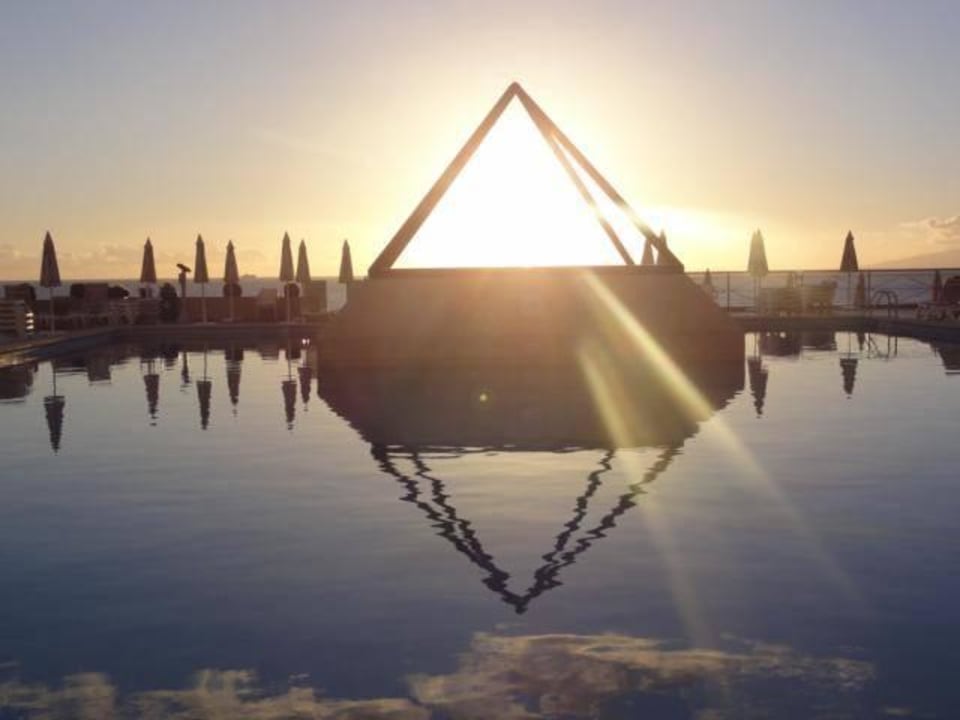 Sonnenuntergang am Pool Iberostar Waves Bouganville Playa