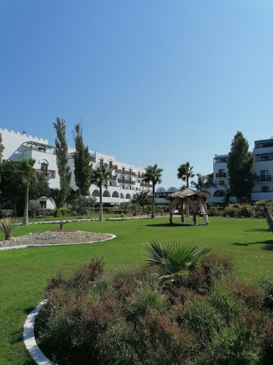 Außenansicht TUI BLUE Oceanis Beach and Spa Resort