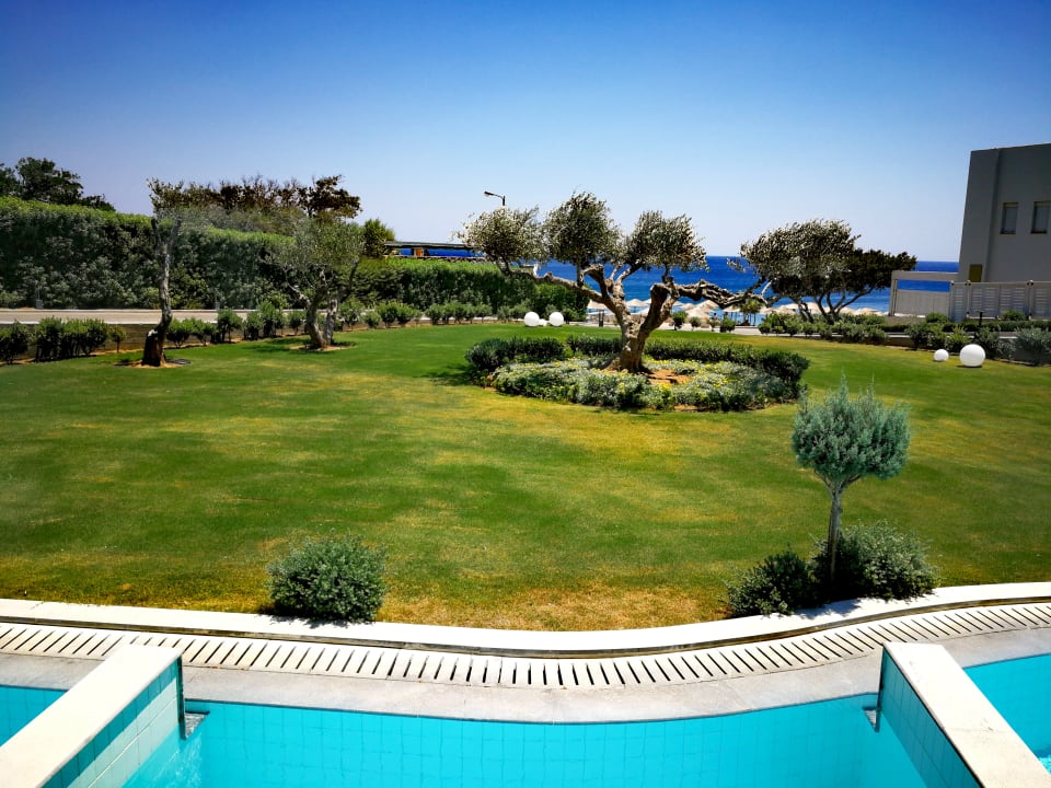 Außenansicht Kakkos Beach Hotel