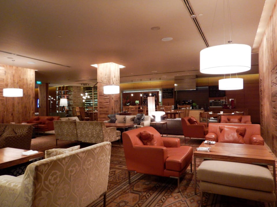 "10 Scotts" Lounge Grand Hyatt Singapore