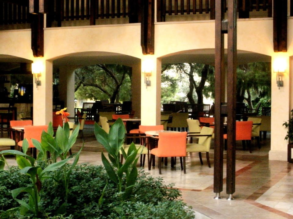 Eingang/Bar Melas Holiday Village
