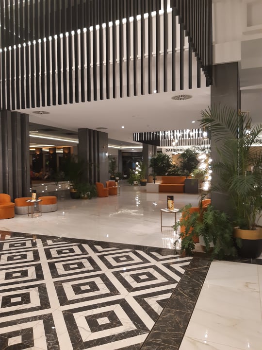 Lobby Hotel Riu Palace Santa Maria