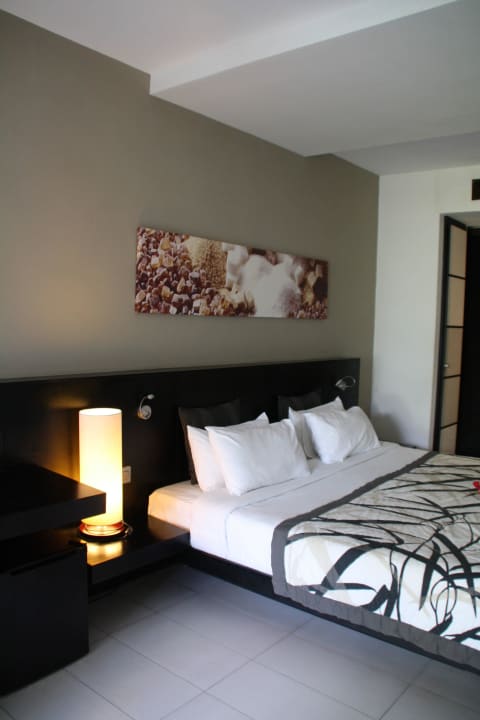 Zimmer 705 Crystals Beach Resort Belle Mare, a member of Radisson Individuals