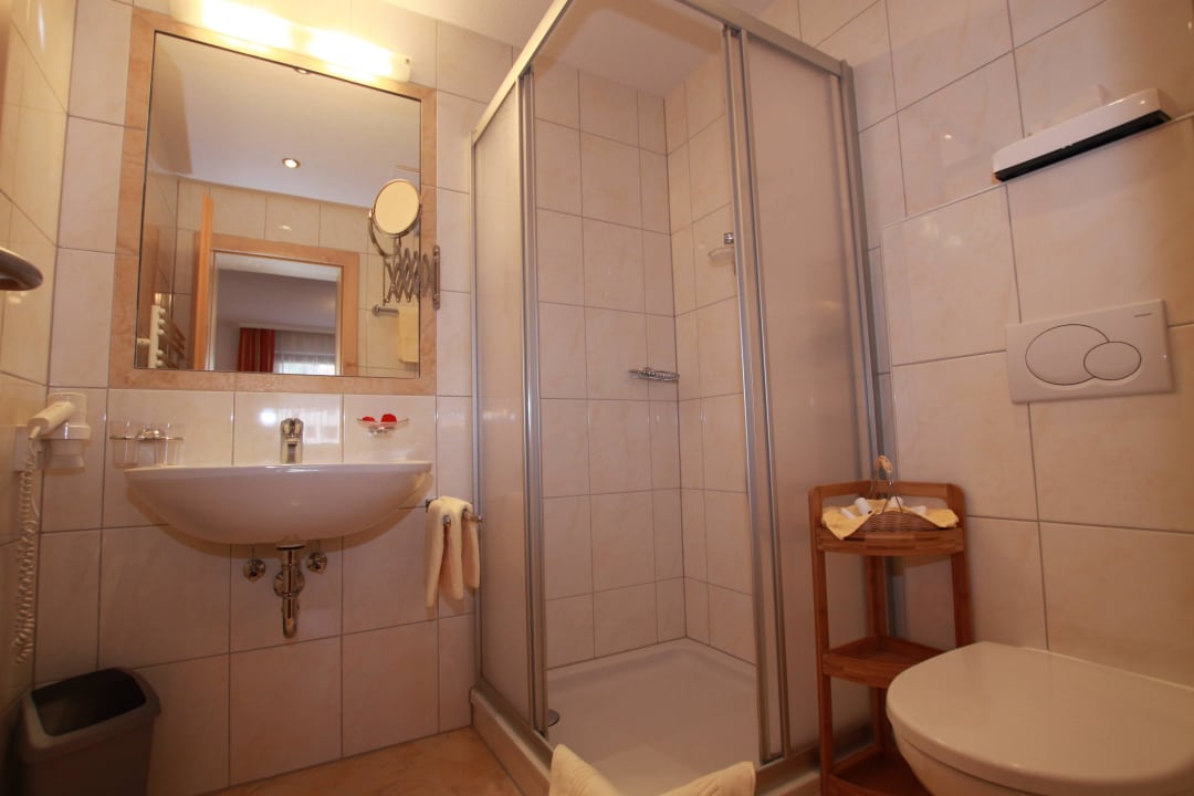 Apartment 3 Dusche Apart Bergkristall