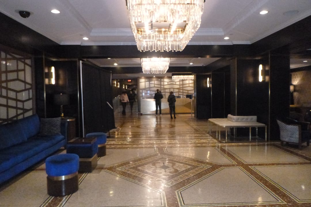Lobby Martinique New York on Broadway, Curio Collection by Hilton
