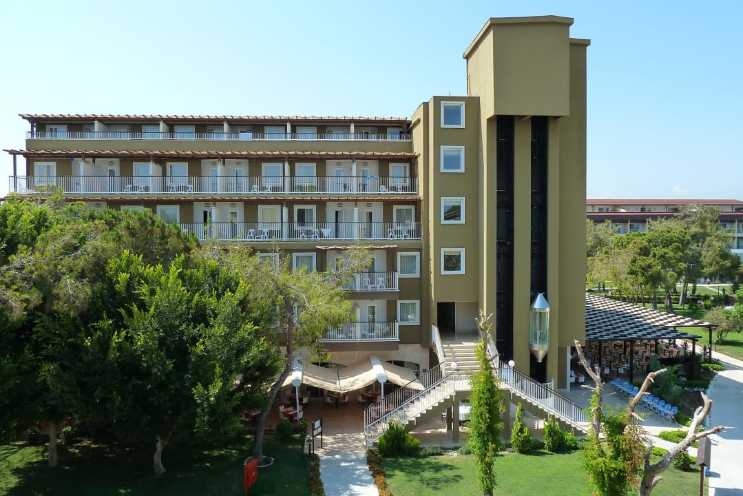 Hauptgebäude Marvida Family Eco