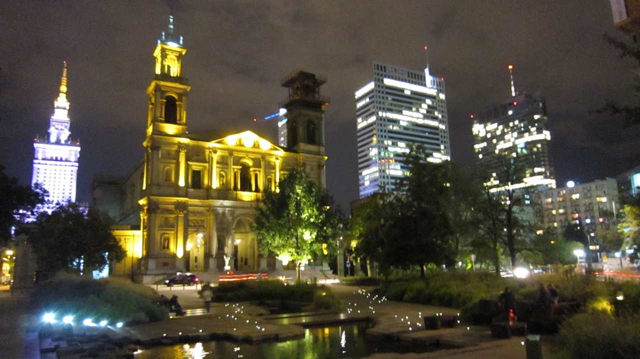 Blick zum Hotelhochhaus InterContinental Warszawa