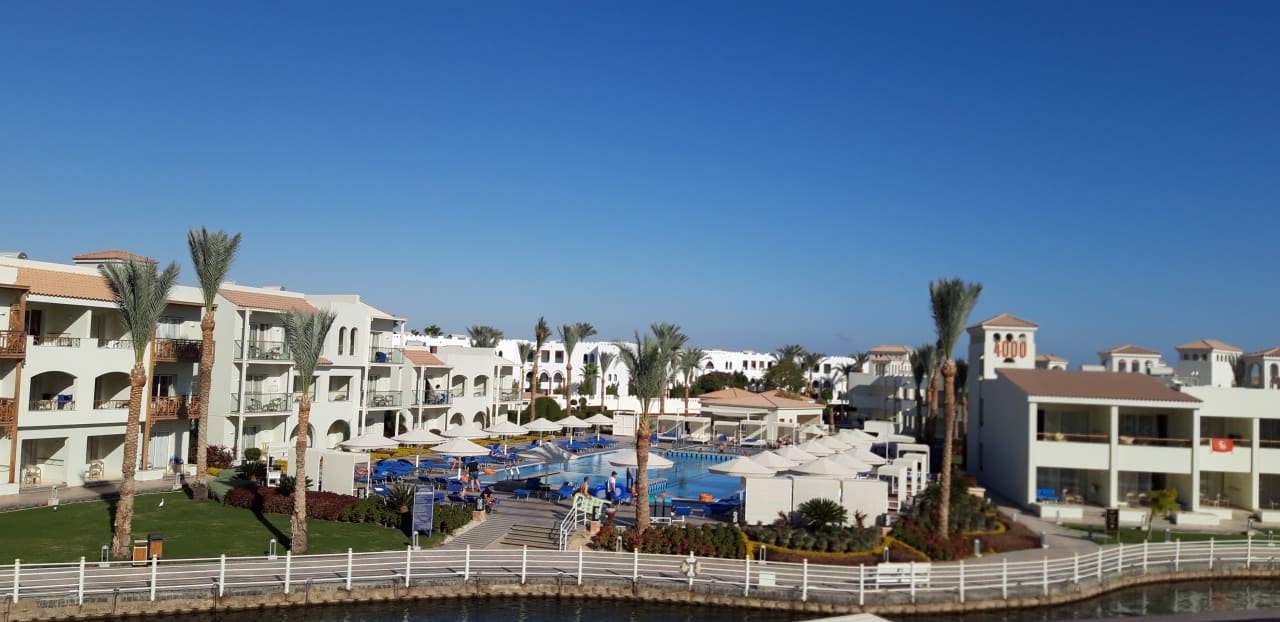Gartenanlage Pickalbatros Dana Beach Resort - Hurghada