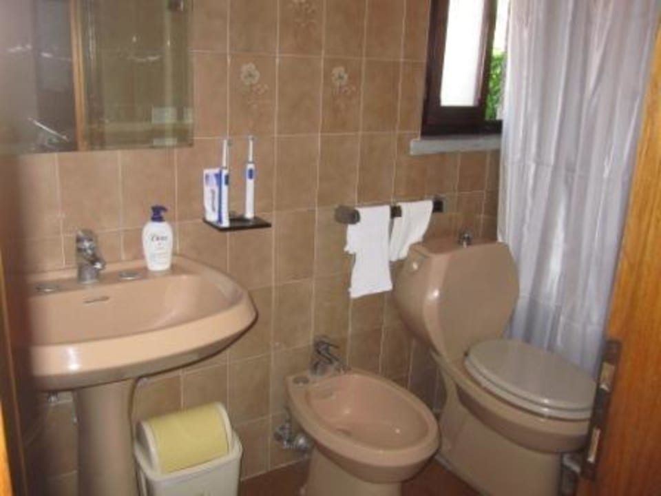 Contra: Primitivbad Agriturismo Il Poderino La Fidanza