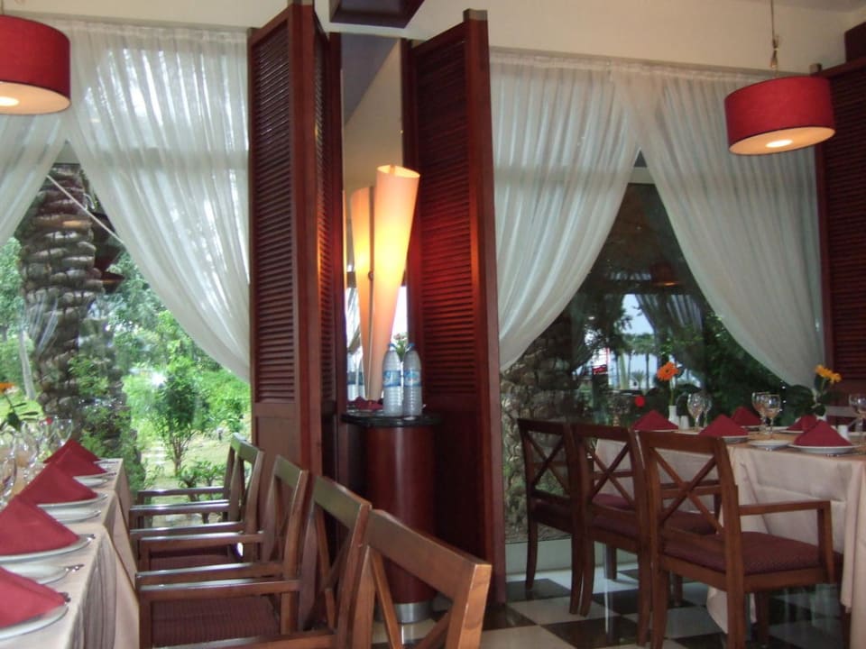 Türkisches Restaurant Lara Barut Collection