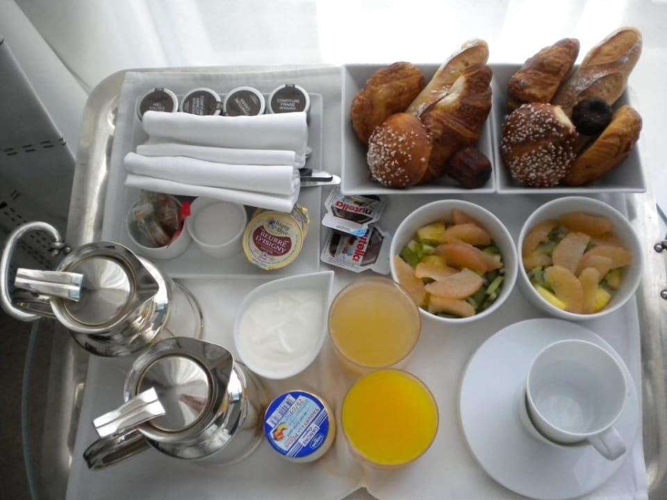 Petit déjeuner Hotel L'agapa & Spa