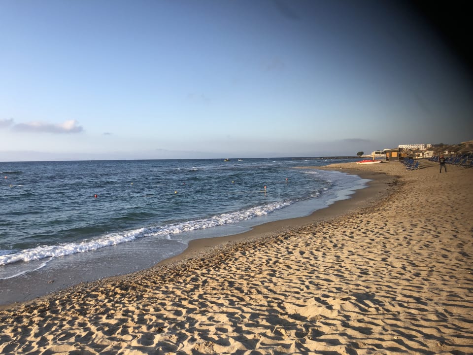 Strand Anissa Beach & Village
