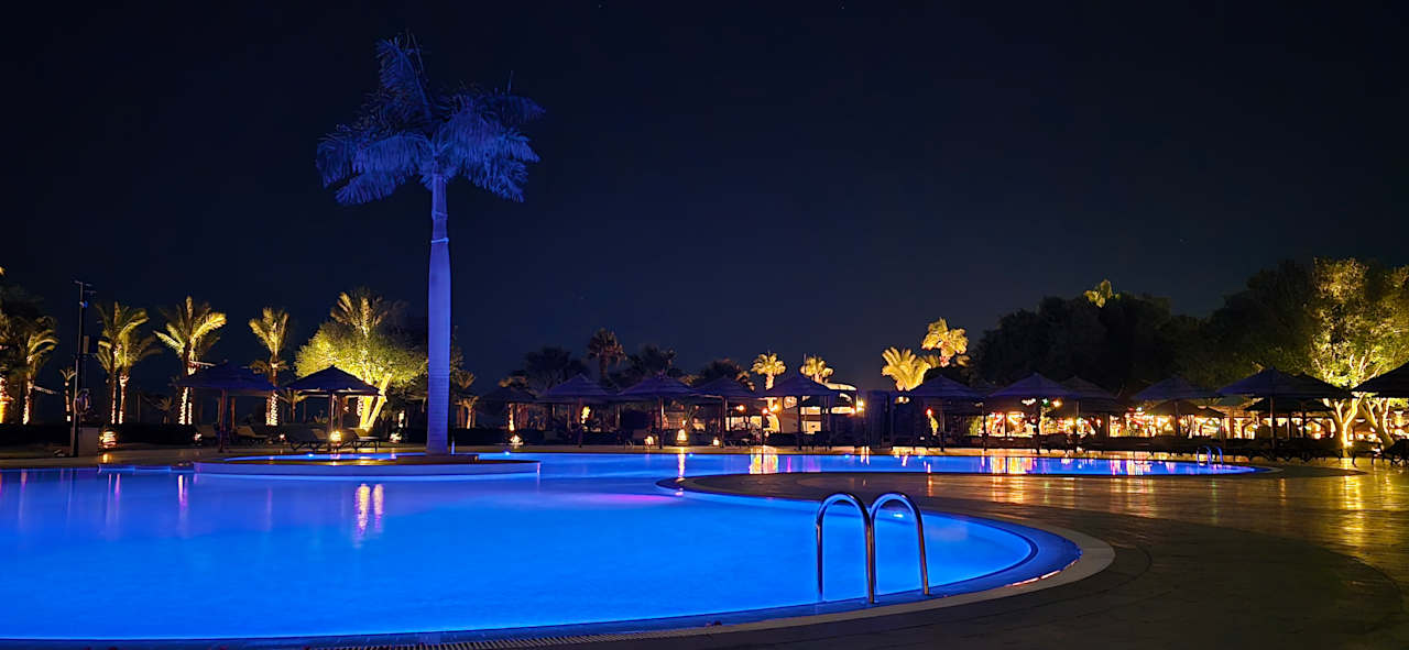 Pool ROBINSON SOMA BAY