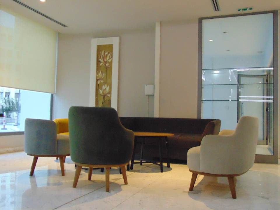 Lobby Hotel Golden Tulip El Mechtel