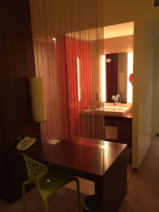 Sicht ins Badezimmer Das Seepark Wörthersee Resort