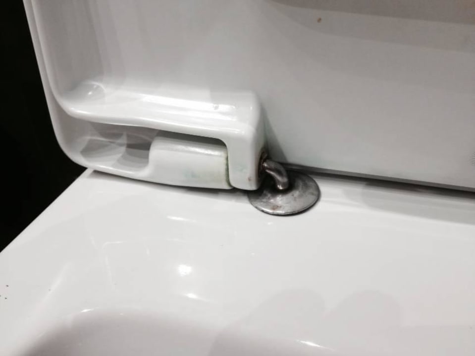 Gebrochenes Klo-Brille Hotel El Coso