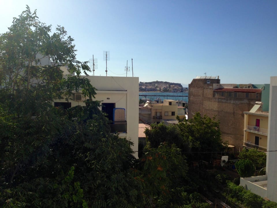 Blick nach rechts vom Balkon Hotel Cosmos