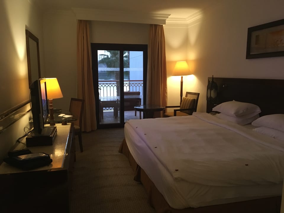 Zimmer Hilton Luxor Resort & Spa