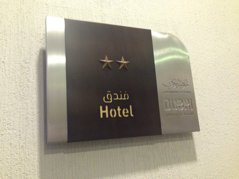 Außenansicht Hotel Holiday Inn Express Jumeirah