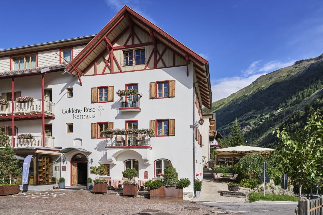 Außenansicht Goldene Rose Karthaus a member of Small Luxury Hotels