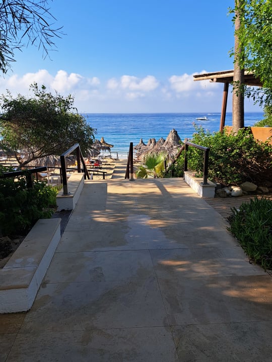 Strand Hotel Grecian Bay