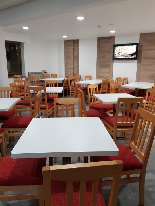 Gastro Hotel Days Inn - Near the Falls