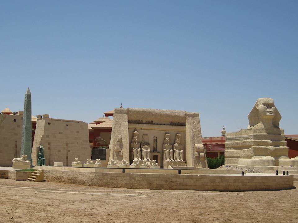 "Театр" Pickalbatros Alf Leila Wa Leila Resort - Neverland Hurghada