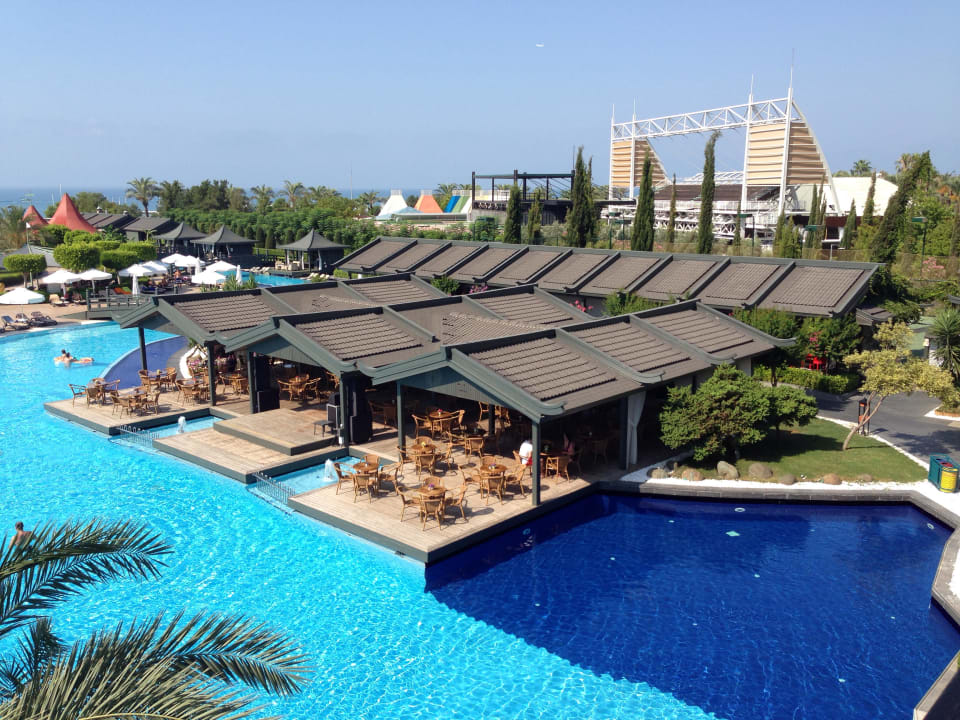 Ausblick beim Frühstück Limak Lara Deluxe Hotel & Resort