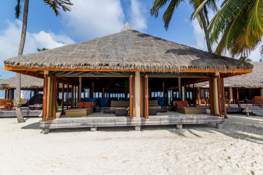 Thundibar Veligandu Maldives Resort Island