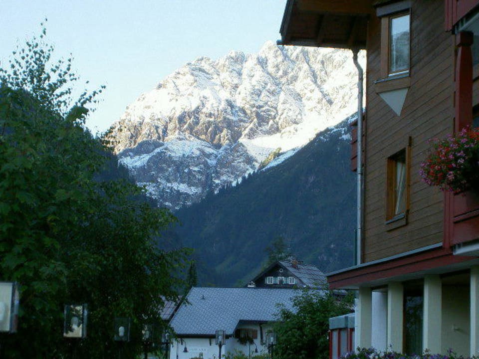 Blick vom Hotel IFA Alpenrose Hotel Kleinwalsertal