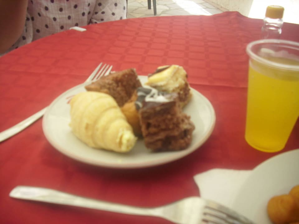 Deser Hotel Ambassador