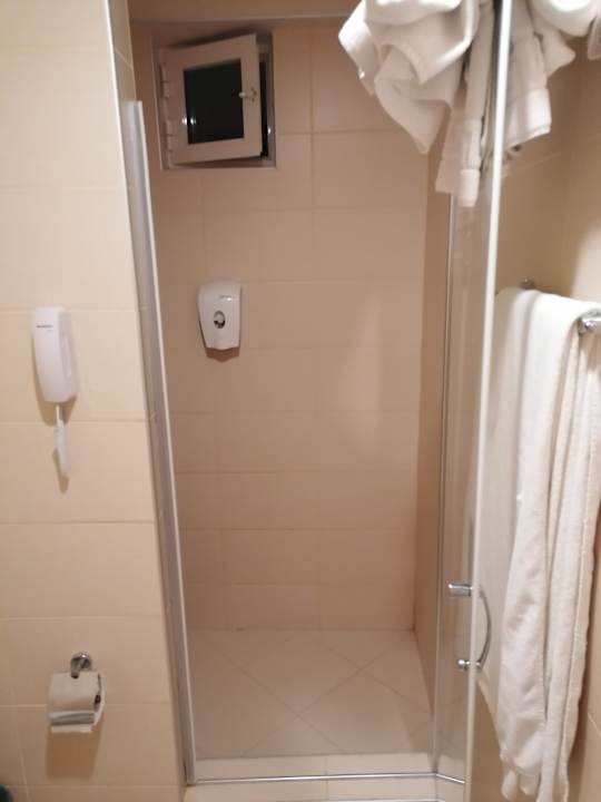 Zimmer Dream Family Club