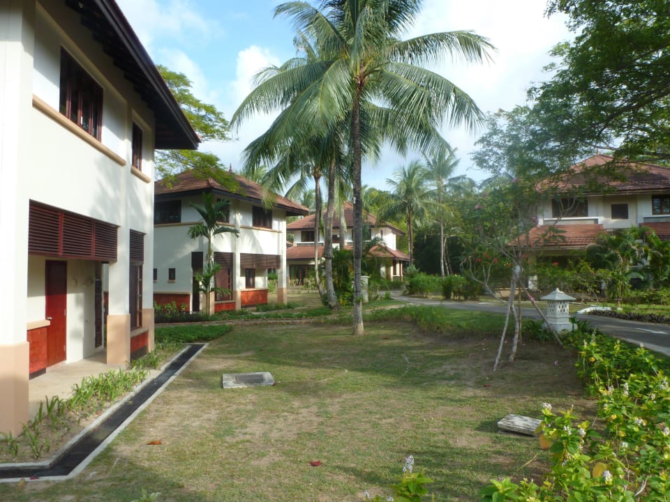 Domki z zewnątrz Banyu Biru Villa