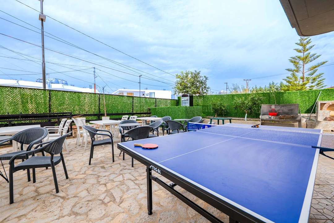 Sport & Freizeit Brothers of the World Hostel