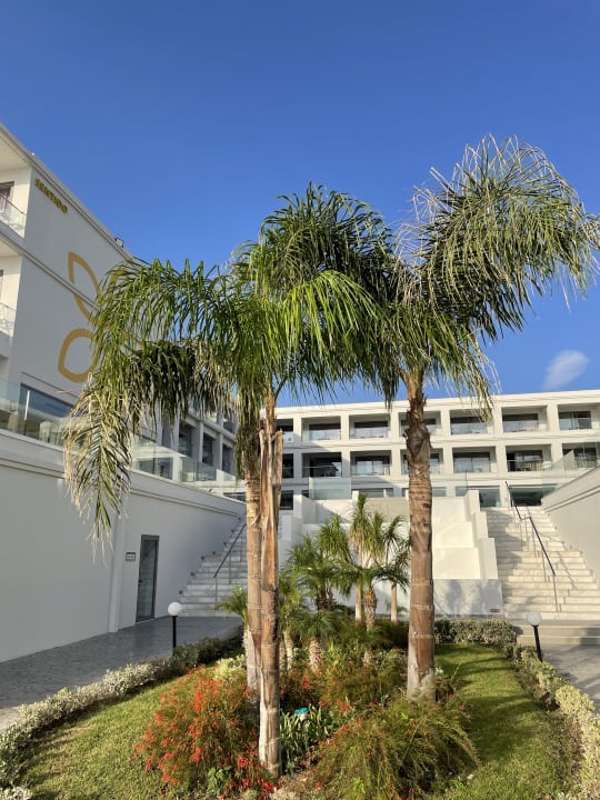 Außenansicht Asterias Beach Resort