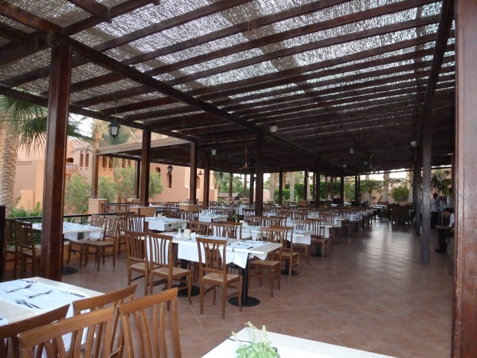 Restaurant                                         Jaz Makadi Oasis Resort