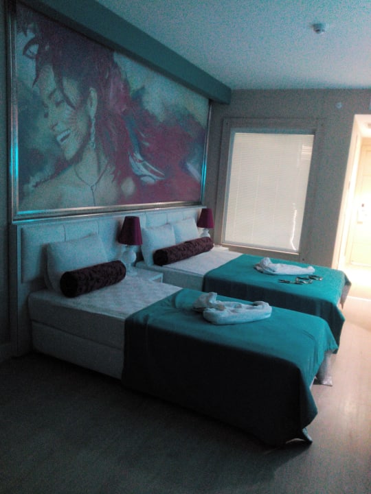 Wunderschönes modernes Zimmer Sultan of Dreams Hotel & Spa