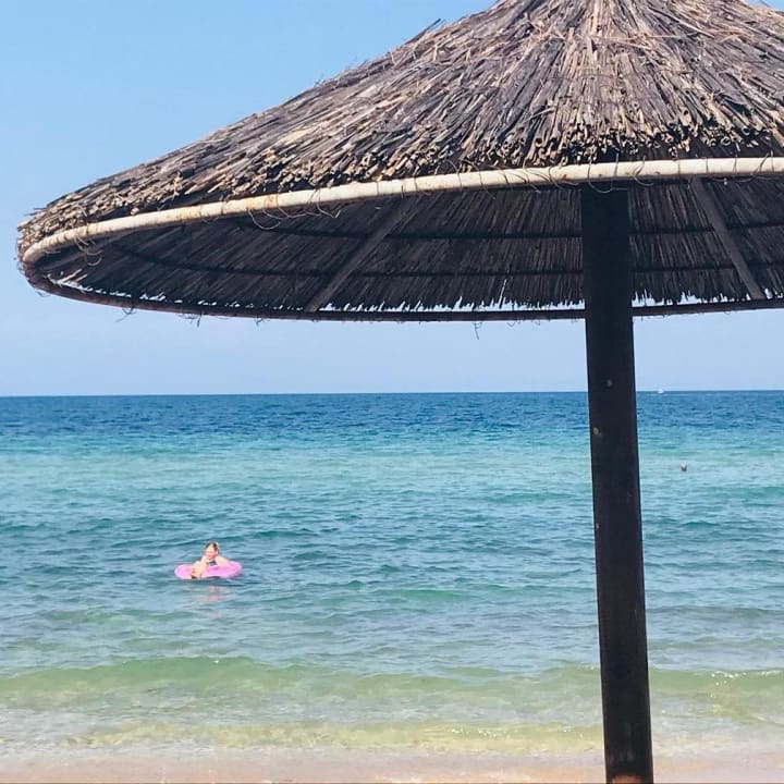 Strand Hotel Portes Beach