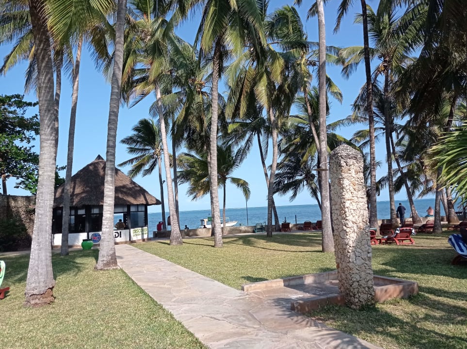 Strand Hotel Traveller's Club