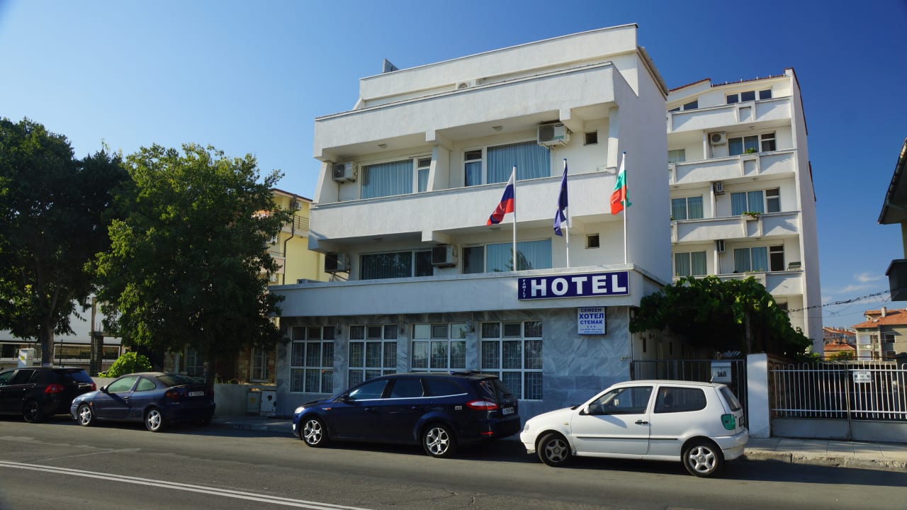 Außenansicht Hotel Stemak