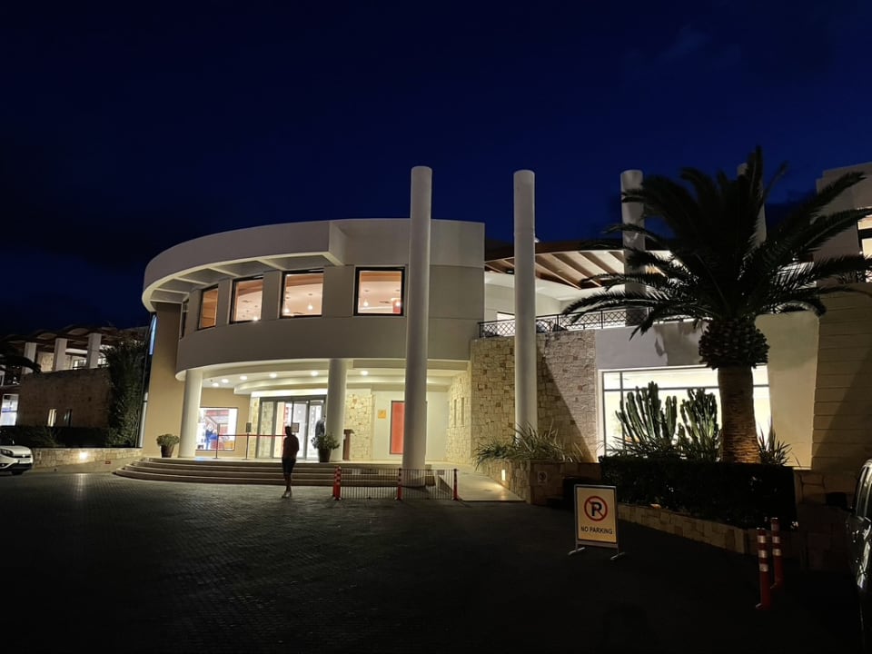 Außenansicht Grand Hotel Holiday Resort