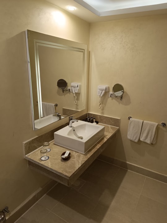 Zimmer Pickalbatros Sea World Resort - Marsa Alam