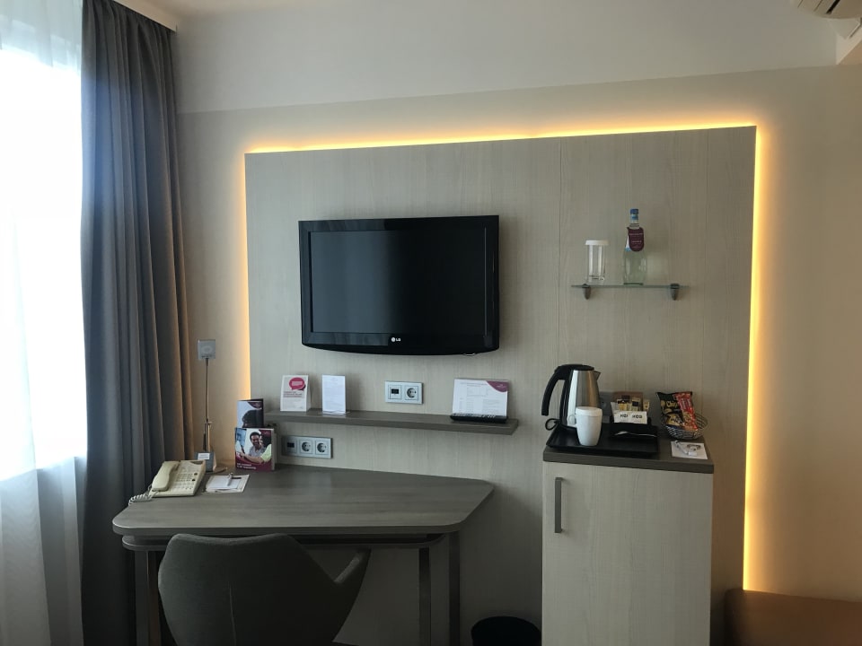 Zimmer DoubleTree by Hilton Hannover Schweizerhof