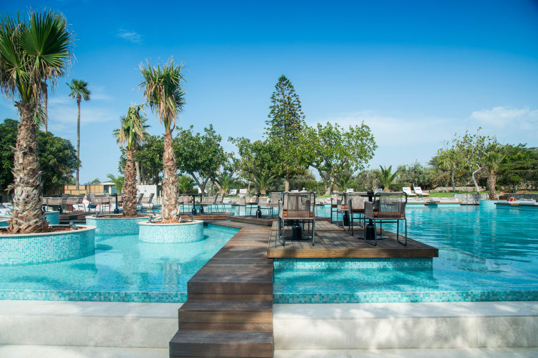 Pool KING MINOS RETREAT Resort & Spa