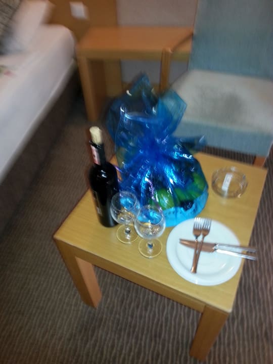 Obstkorb und Wein bei Anreise Saphir Resort & Spa