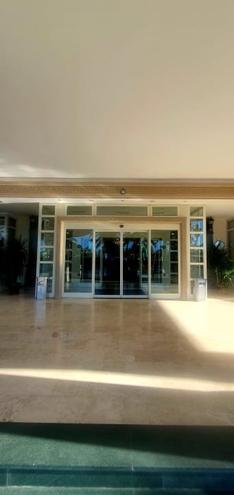 Lobby Bella Resort & Spa