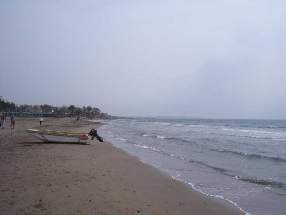 Noch schöner Strand Richtung Side Side Alegria Hotel & Spa - Adults only +16